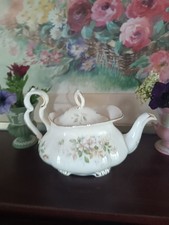 Royal Albert Haworth Vintage Small Tea Pot 0,5L