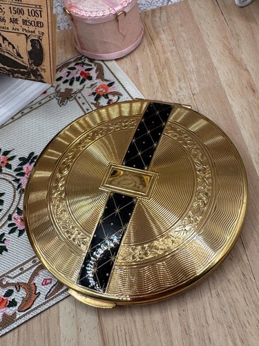 Vintage kigu gold tone powder - kigu,