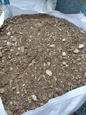 (X3) Mot Type 1 Bulk Bag 825kg Minimum, Limestone Hardcore