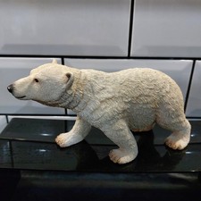 Beautiful Country Artists Standing Polar Bear Collectable Figurine #03262