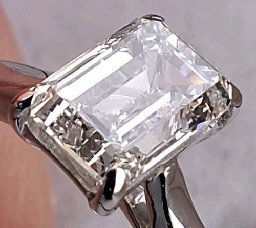 18ct white gold vs1 90ct - 18ct, h/vs1