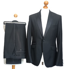 VENTUNO 21 TUXEDO DINNER SUIT