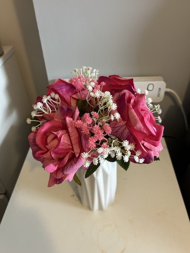 White plastic vase - white,