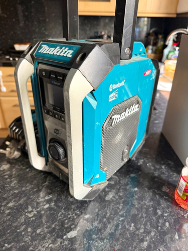 Makita bluetooth dab worksite - makita, dab+