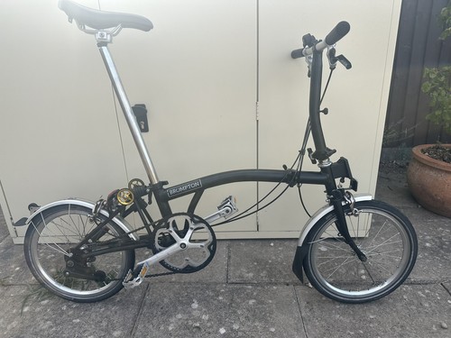 Brompton folding bike - brompton,