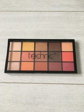 Technic Cosmetics Venus Rising - Pressed Pigment Eyeshadow Palette
