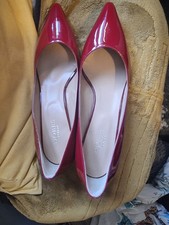 Hobbs UK Women's Red Patent Leather Kitten Heel Court Shoes Size 42 New