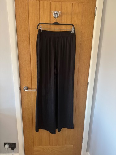 Bnwt zara black flowing - zara,