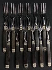 Suite of 12 Dessert Forks
