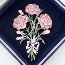 VINTAGE SIGNED EXQUISITE