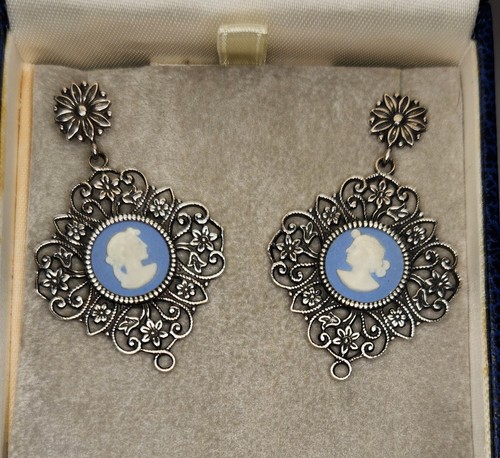 Rare vintage wedgwood - rare, sterling