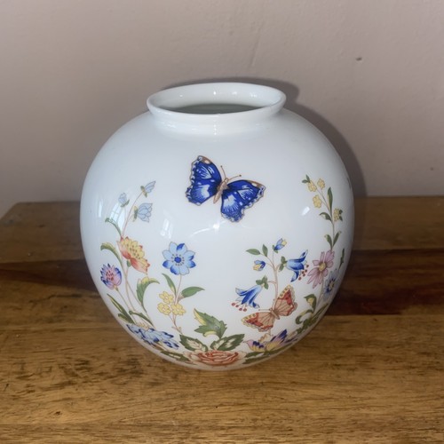 Bone china aynsley round vase - bone,