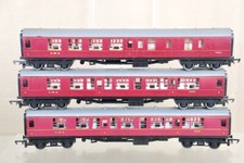 HORNBY RAKE of 3 BR MAROON MK1