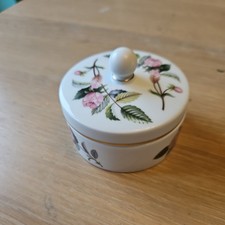 Wedgewood Hathaway Rose Pattern 2 inch Lidded trinket or sugar Pot