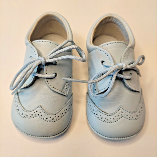 Tny baby shoes - baby,