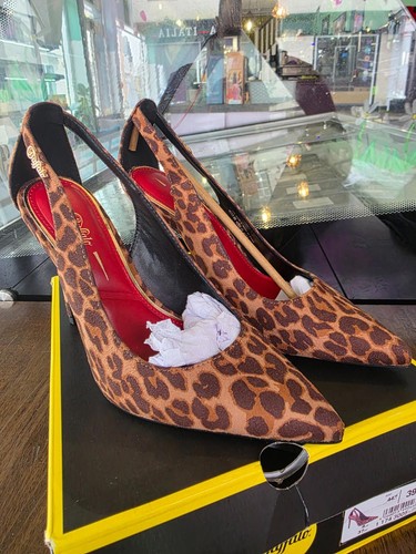 Buffalo leopard print - buffalo,