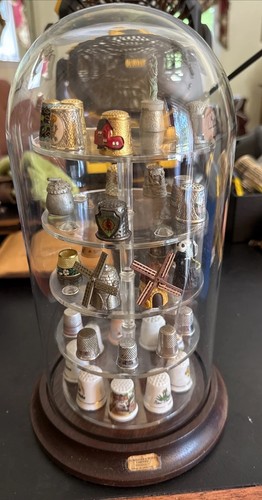 Estate find thimbles - 37, +