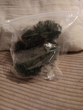 5x Green Artificial Trees Good