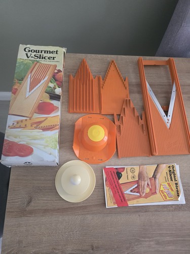 Vtg orange borner - vtg, v