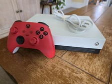 Microsoft Xbox One X 1TB