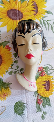 Art deco style lady - style.,