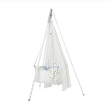 1/4Next slideLeander Cradle - White (inc. mattress & hook)