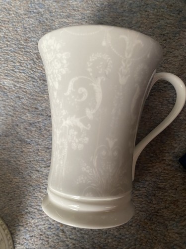 Laura ashley bone china - ashley,