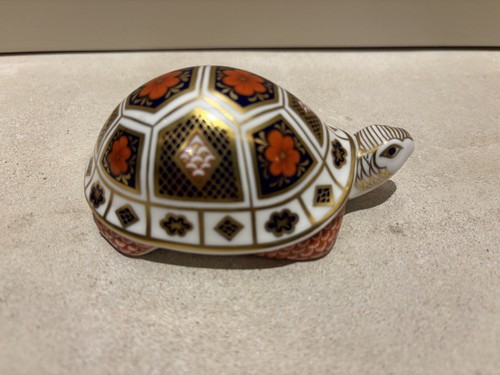 Vintage royal crown - crown, derby