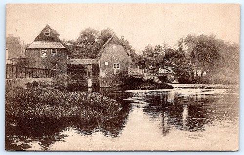 Cobham surrey postcard - surrey, pp