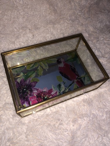Laura ashley glass - laura,