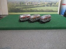3x MAINLINE 14 TON TANK WAGONS