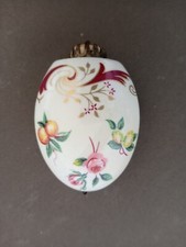 (462) Vintage Mid-Century Egg