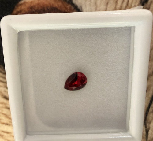Swarovski light siam crystal - ,
