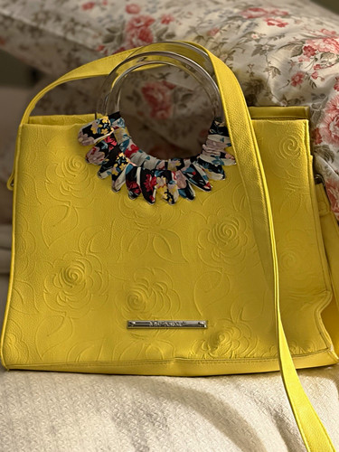 Handbag betsy johnson yellow - johnson,