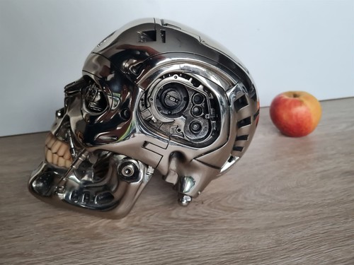 Terminator head statue - 1:1,