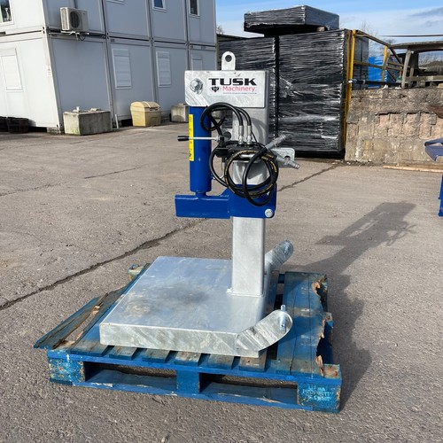 New tractor mounted hydraulic - new,