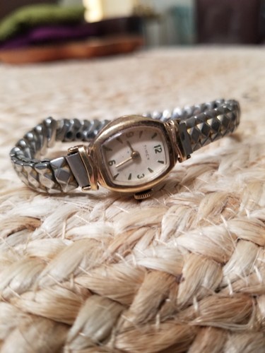 Vintage timex ladies watch - ladies,