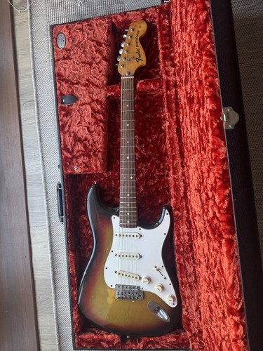 Vintage fender stratocaster - vintage,