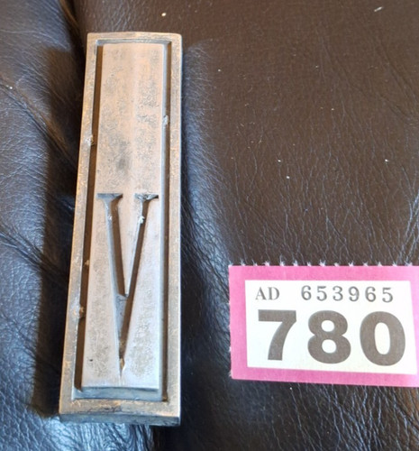 Classic vauxhall grill badge - classic,