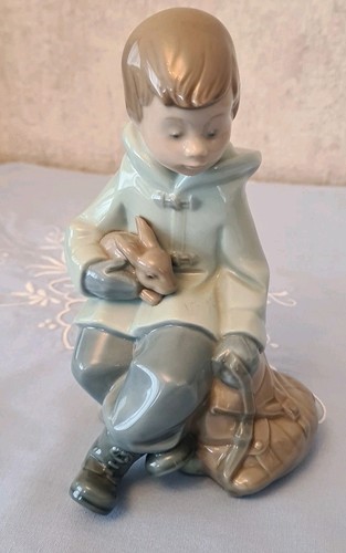 Lladro nao collectable figure - lladro,