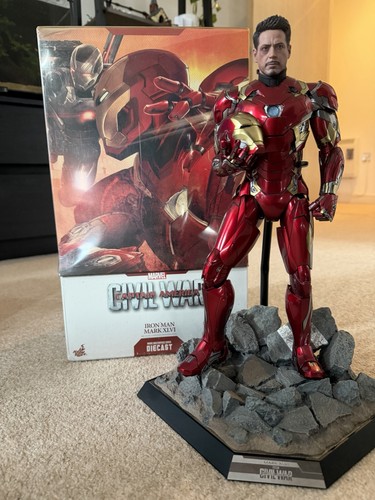 Hot toys iron man - iron, civil