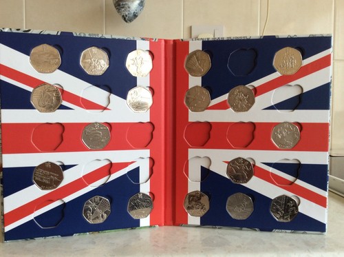 Small magnetic locked london - small,