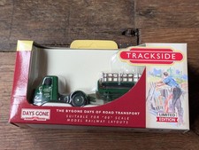 LLEDO TRACKSIDE DG148003