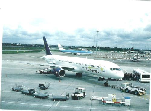 Boeing757 aircraft astraeus - ,