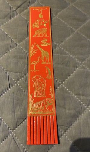 Chessington zoo red leather - zoo,