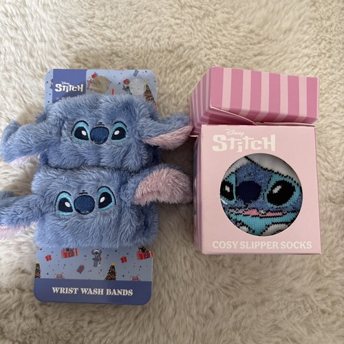 New stitch socks - &,
