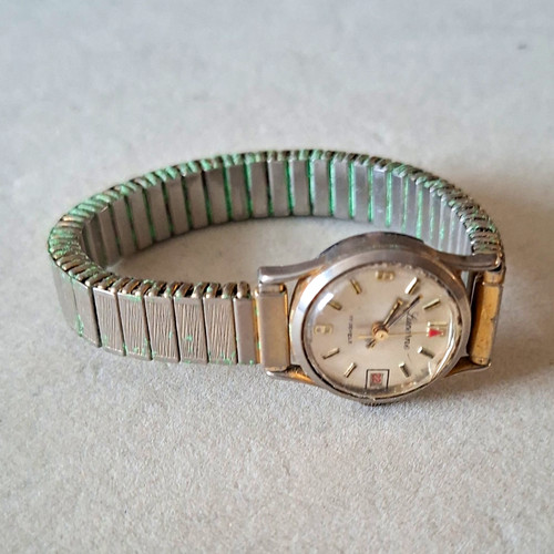 Lucerne vintage women - lucerne, women’s