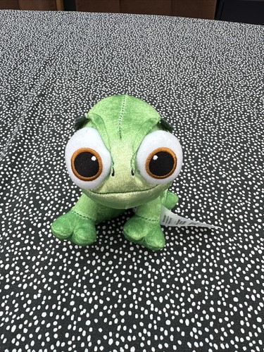 Disney store official pascal - store,
