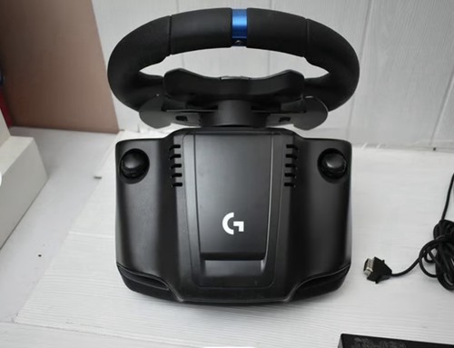 Logitech g923 racing steering - racing,