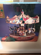 Vintage Village Square Mr